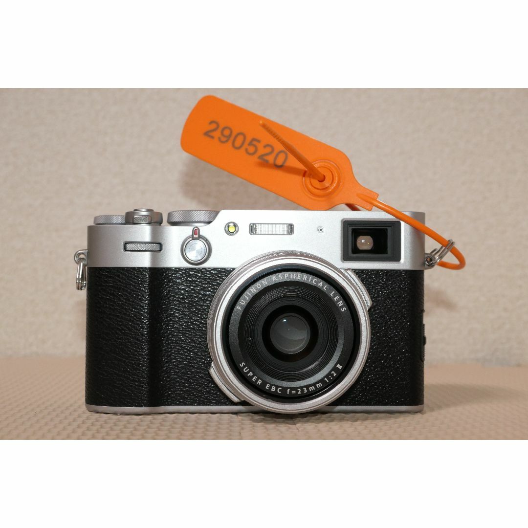 FUJIFILM　X100V　シルバー