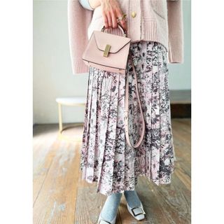 TREFLE+1】✨新品未使用 トレフルプラスワン タック ショート TREFLE+1】✨新品未使用 トレフルプラスワン タック ショート