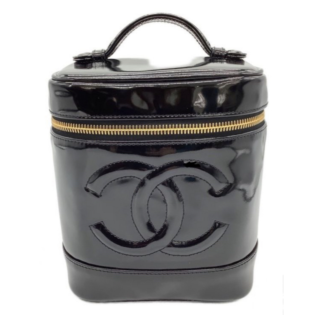 CHANEL - CHANELシャネルエナメルバニティバッグ 化粧ポーチの CHANEL - CHANELシャネルエナメルバニティバッグ 化粧ポーチの