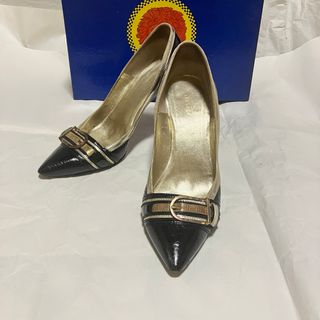 Gianni Versace(ハイヒール/パンプス)のフリマアイテム一覧 Gianni Versace(ハイヒール/パンプス)のフリマアイテム一覧