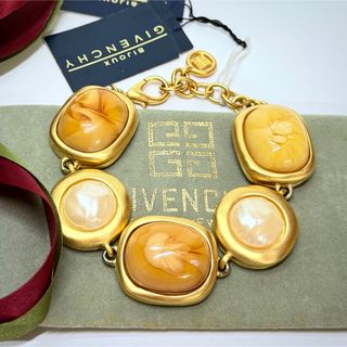 GIVENCHY(ブレスレット)のフリマアイテム一覧 GIVENCHY(ブレスレット)のフリマアイテム一覧