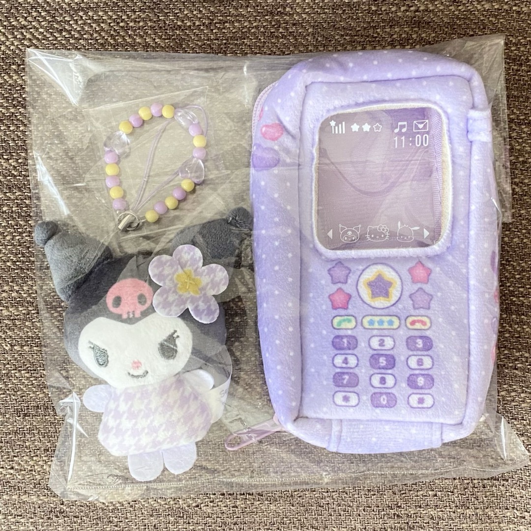 サンリオ(サンリオ)のえらんでガラケーポーチ&マスコット ストラップ クロミ ケータイ サンリオ レディースのファッション小物(その他)の商品写真