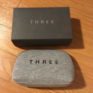 スリー(THREE)のTHREE ポーチ(ポーチ)