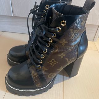 LOUIS VUITTON - 【美品】 ルイヴィトン LV ローリエート ブーツ LOUIS VUITTON - 【美品】 ルイヴィトン LV ローリエート ブーツ