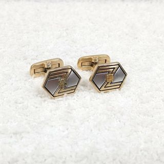 GIVENCHY(カフリンクス)のフリマアイテム一覧 GIVENCHY(カフリンクス)のフリマアイテム一覧