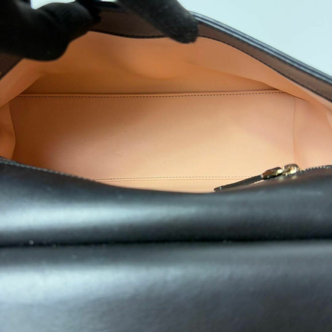 ROGER VIVIER - ロジェヴィヴィエ カバ エフロレッセンス レザー ROGER VIVIER - ロジェヴィヴィエ カバ エフロレッセンス レザー