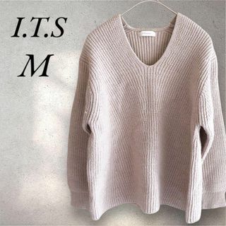 イッツインターナショナル　リブ編み　 Vネック セーター M　ベージュ