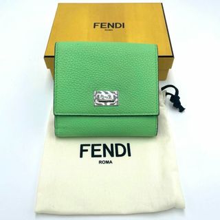 FENDI(財布 ・ グリーン・カーキ/緑色系)のフリマアイテム一覧 FENDI(財布 ・ グリーン・カーキ/緑色系)のフリマアイテム一覧
