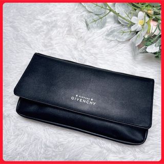 GIVENCHY(クラッチバッグ)のフリマアイテム一覧 GIVENCHY(クラッチバッグ)のフリマアイテム一覧