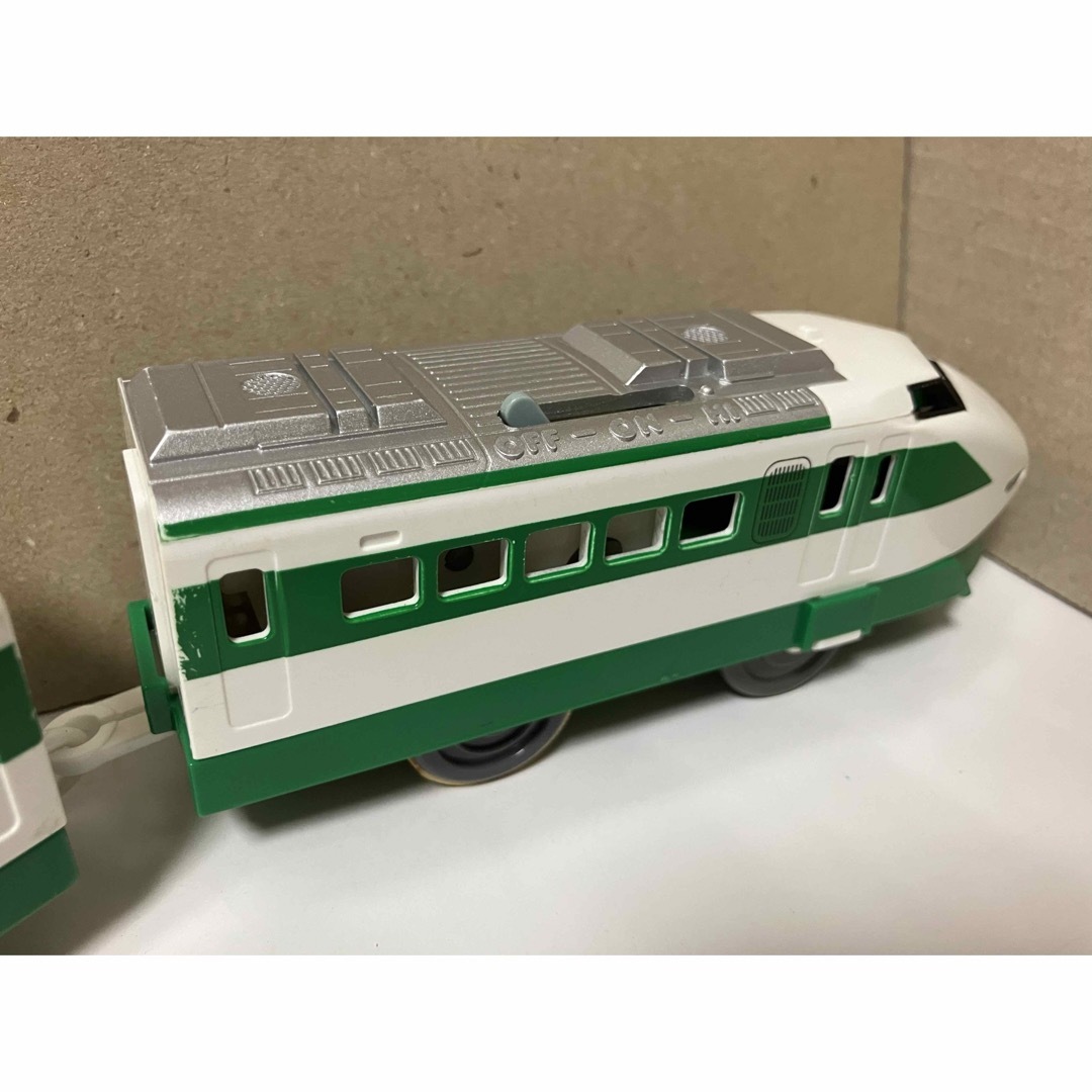 Amazon.co.jp: TOMY プラレール【限定車両】 200系200番代新幹線