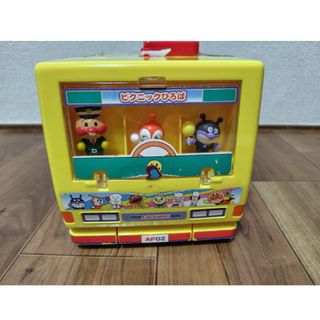 アンパンマン(アンパンマン)のアンパンマン　バス(電車のおもちゃ/車)
