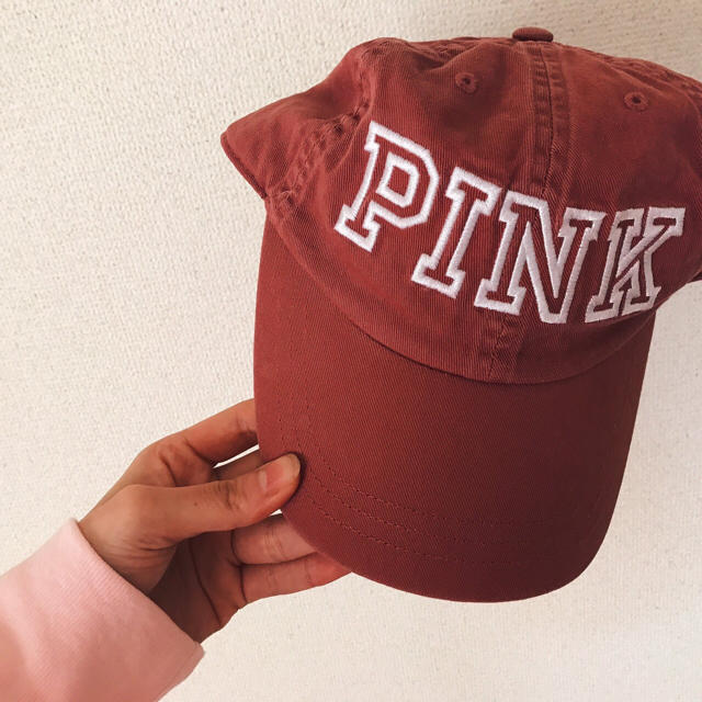 Victoria's Secret(ヴィクトリアズシークレット)のPINK baseball cap crazy_girl専用 レディースの帽子(キャップ)の商品写真