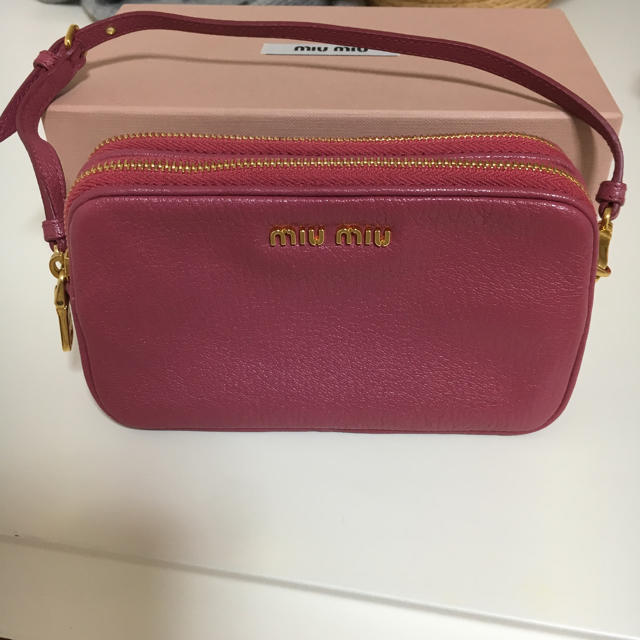 miumiu - 新品未使用 miumiu ミニバッグの通販 by rrr shop|ミュウ