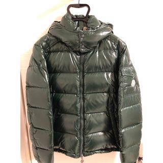 MONCLER(ダウンジャケット ・ グリーン・カーキ/緑色系)の MONCLER(ダウンジャケット ・ グリーン・カーキ/緑色系)の