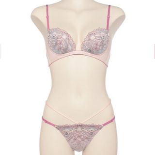 Ravijour(ブラ&ショーツセット)のフリマアイテム一覧 Ravijour(ブラ&ショーツセット)のフリマアイテム一覧