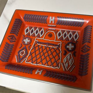 HERMES(灰皿)のフリマアイテム一覧 HERMES(灰皿)のフリマアイテム一覧
