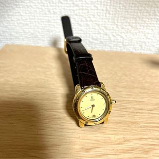 FENDI(腕時計 ・ ゴールド/金色系)のフリマアイテム一覧 FENDI(腕時計 ・ ゴールド/金色系)のフリマアイテム一覧