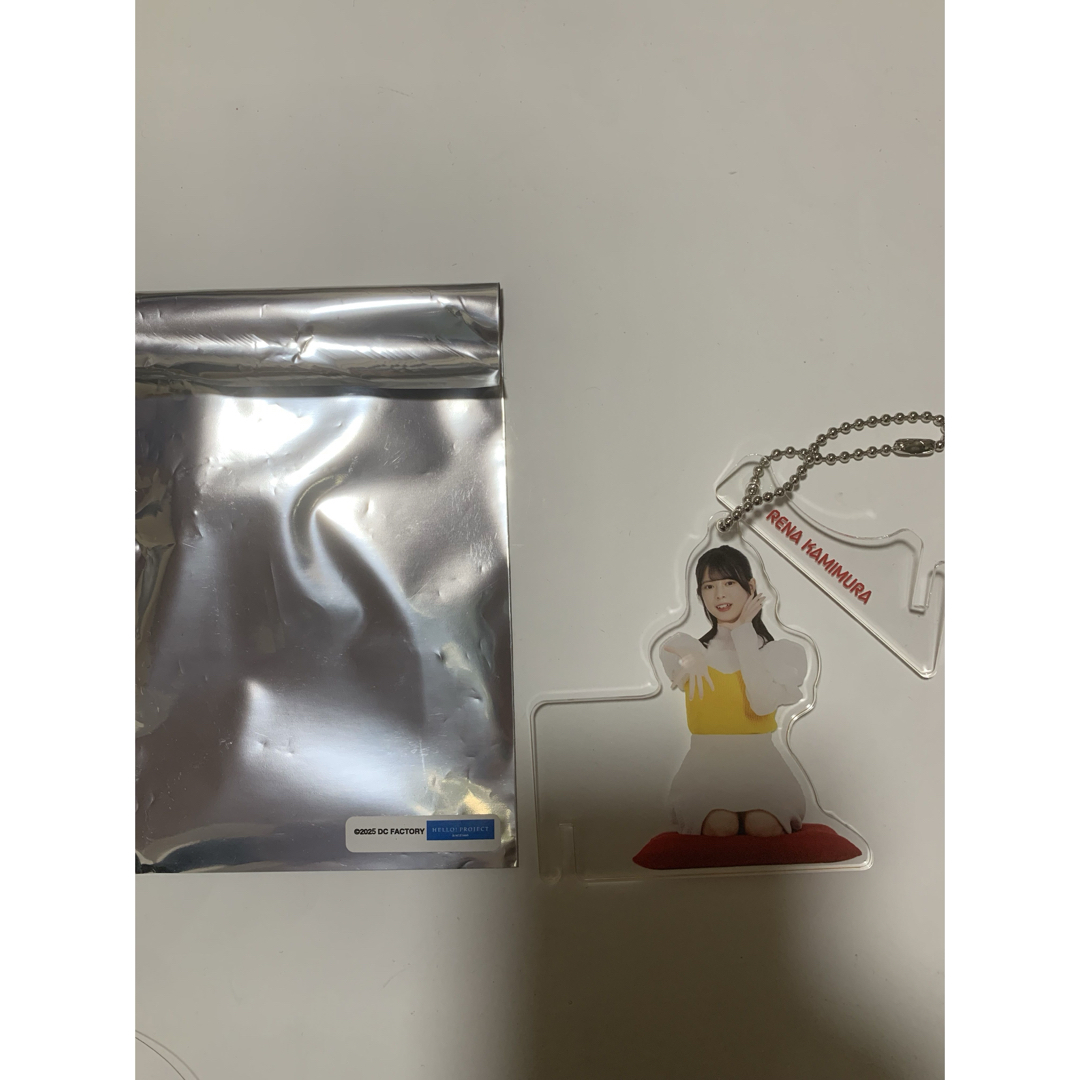 HELLO!PROJECT(ハロープロジェクト)のロージークロニクル 上村麗奈 置けるキーホルダー2025 アクスタ エンタメ/ホビーのタレントグッズ(アイドルグッズ)の商品写真