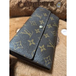 LOUIS VUITTON - ルイヴィトン カプシーヌ フラワー ブラック 長 LOUIS VUITTON - ルイヴィトン カプシーヌ フラワー ブラック 長
