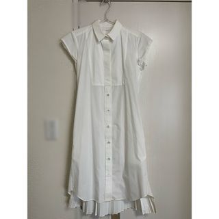 sacai(ワンピース ・ ホワイト/白色系)のフリマアイテム一覧 sacai(ワンピース ・ ホワイト/白色系)のフリマアイテム一覧