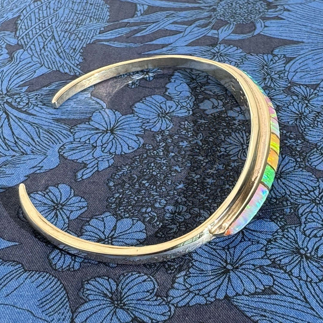 パステルカラー　オパール　オーバレイ　ブレスレット　ズニ　インディアンジュエリー パステルカラー オパール オーバレイ ブレスレット ズニ