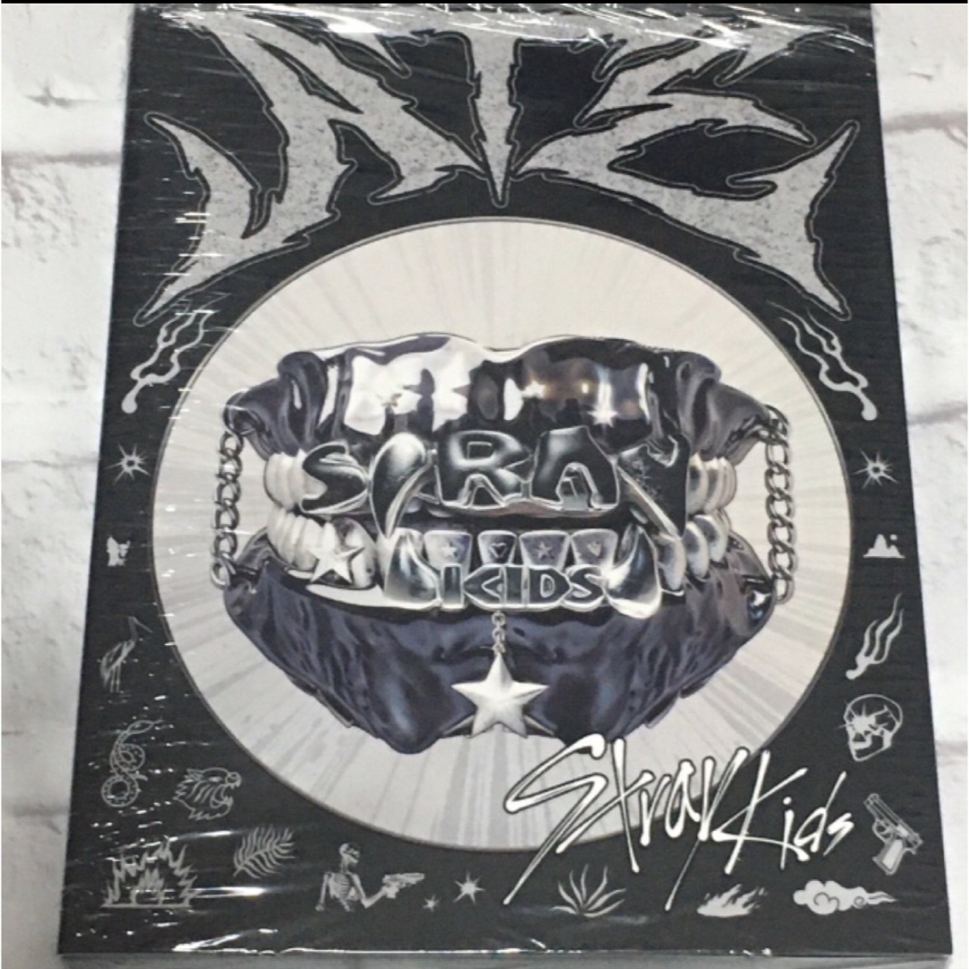 Stray Kids(ストレイキッズ)のスキズ ATE アルバム Chk Chk Ver straykids エンタメ/ホビーのCD(K-POP/アジア)の商品写真