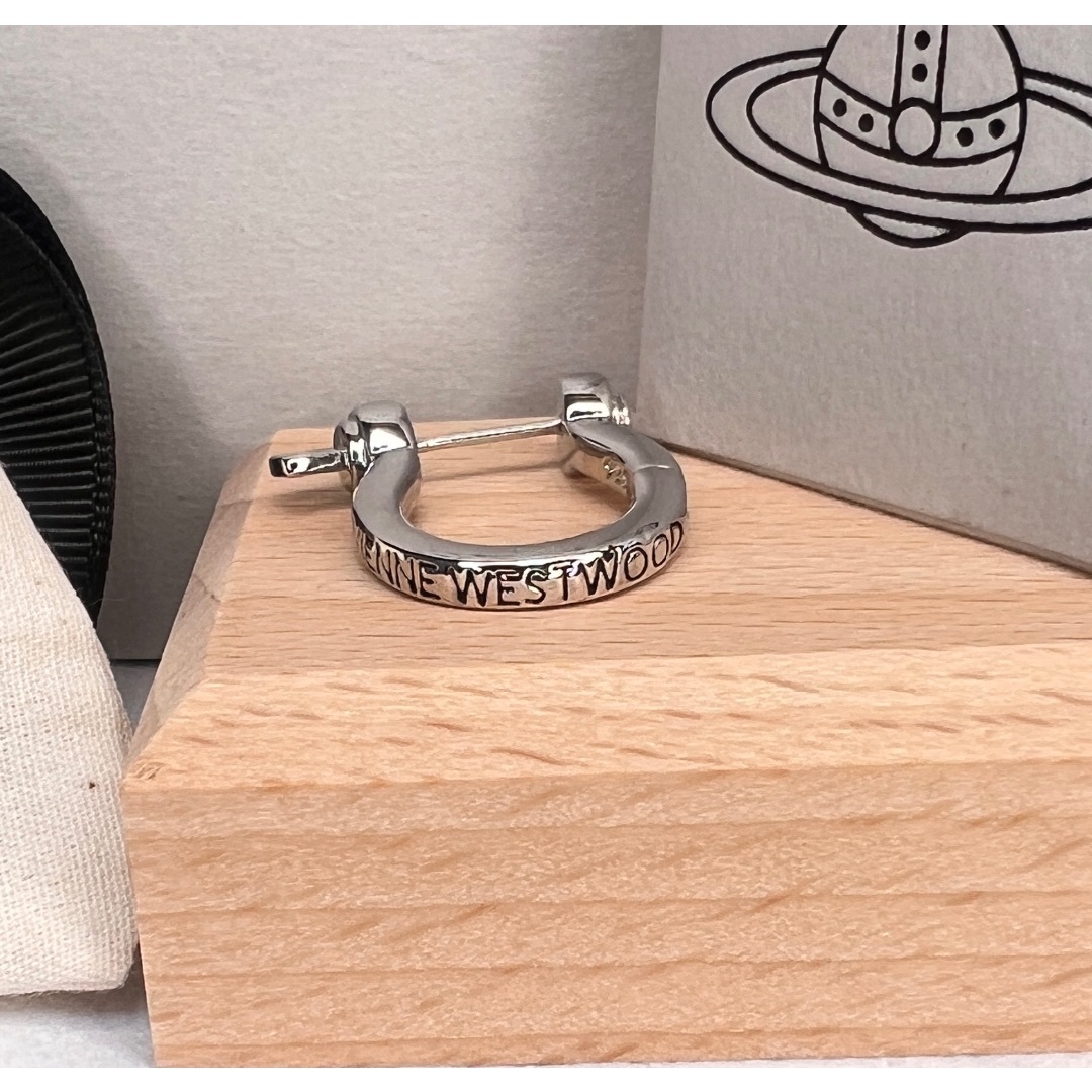 Vivienne Westwood - ヴィヴィアンウエストウッド フープ ピアス Vivienne Westwood - ヴィヴィアンウエストウッド フープ ピアス