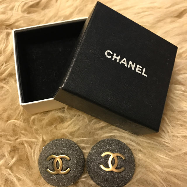 CHANEL(シャネル)のCHANEL Ｆatacyさん専用ページ レディースのアクセサリー(イヤリング)の商品写真