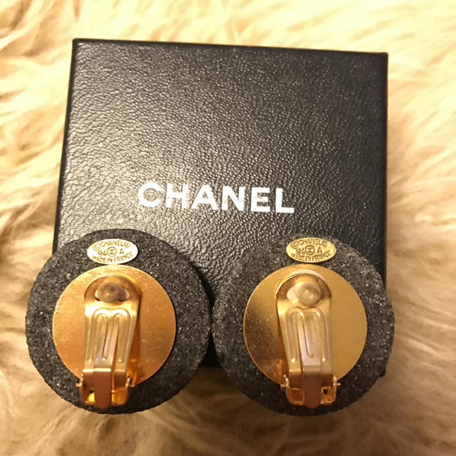 CHANEL(シャネル)のCHANEL Ｆatacyさん専用ページ レディースのアクセサリー(イヤリング)の商品写真