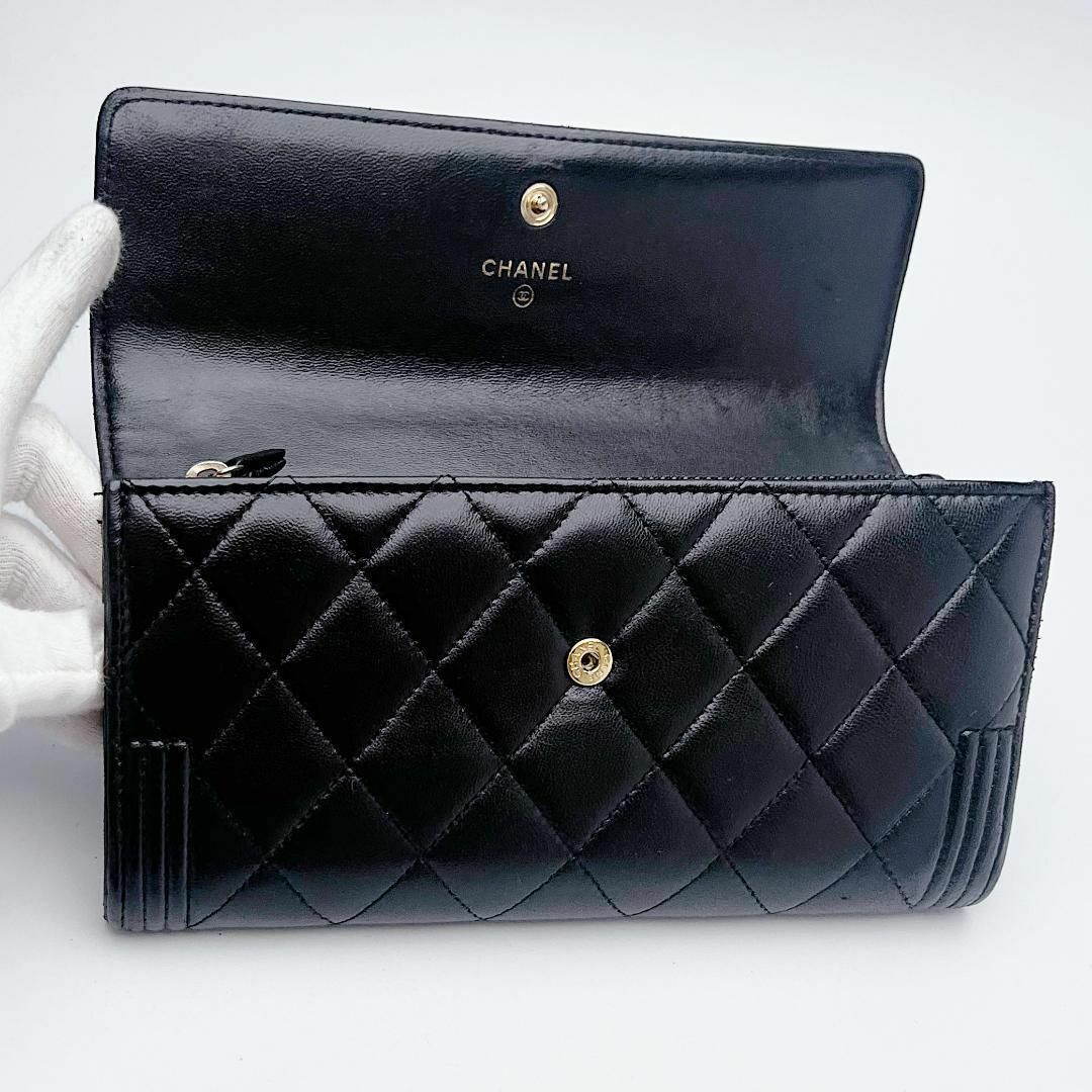 CHANEL - 本日限り!新品未使用 マトラッセ ボーイシャネル 長 CHANEL - 本日限り!新品未使用 マトラッセ ボーイシャネル 長