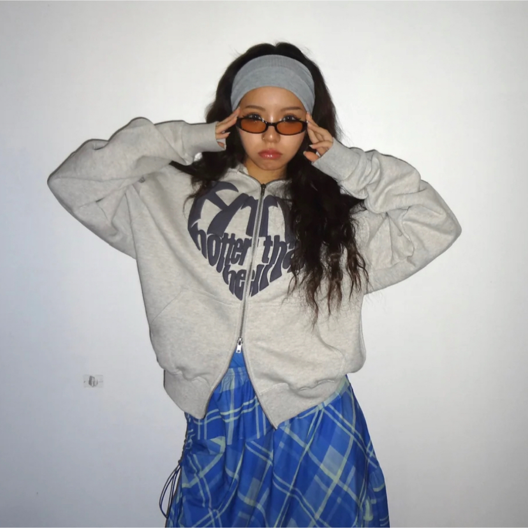 HTH heart logo zip hoodie ハートロゴフーディの通販 by 商品 HTH heart logo zip hoodie ハートロゴフーディの通販 by 商品