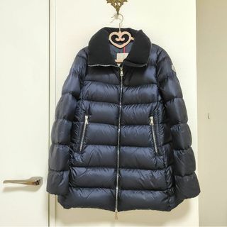 MONCLER(ダウンジャケット ・ ブルー・ネイビー/青色系)の MONCLER(ダウンジャケット ・ ブルー・ネイビー/青色系)の