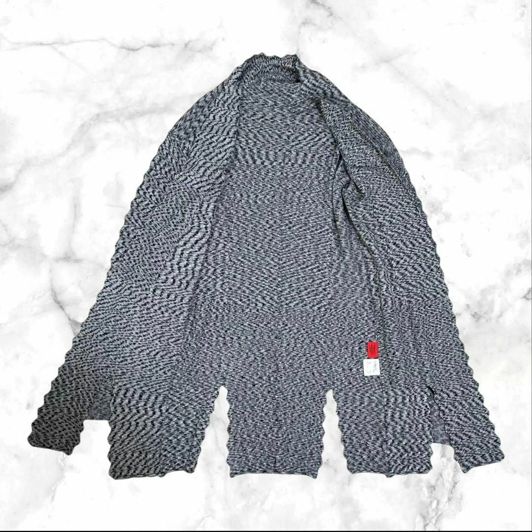 ISSEY MIYAKE - 【美品】HAATイッセイミヤケ 変形ジグザグ ISSEY MIYAKE - 【美品】HAATイッセイミヤケ 変形ジグザグ