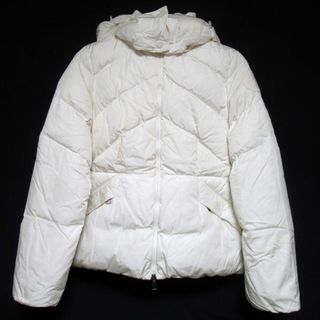 MONCLER(ダウンジャケット ・ ホワイト/白色系)のフリマ MONCLER(ダウンジャケット ・ ホワイト/白色系)のフリマ