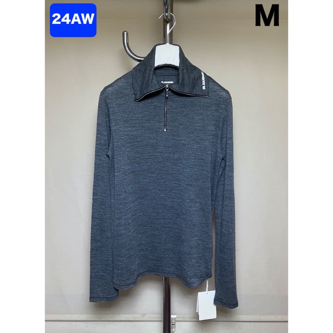 JIL SANDER - 新品 M 24aw JIL SANDER ハーフジップ ロゴニット JIL SANDER - 新品 M 24aw JIL SANDER ハーフジップ ロゴニット