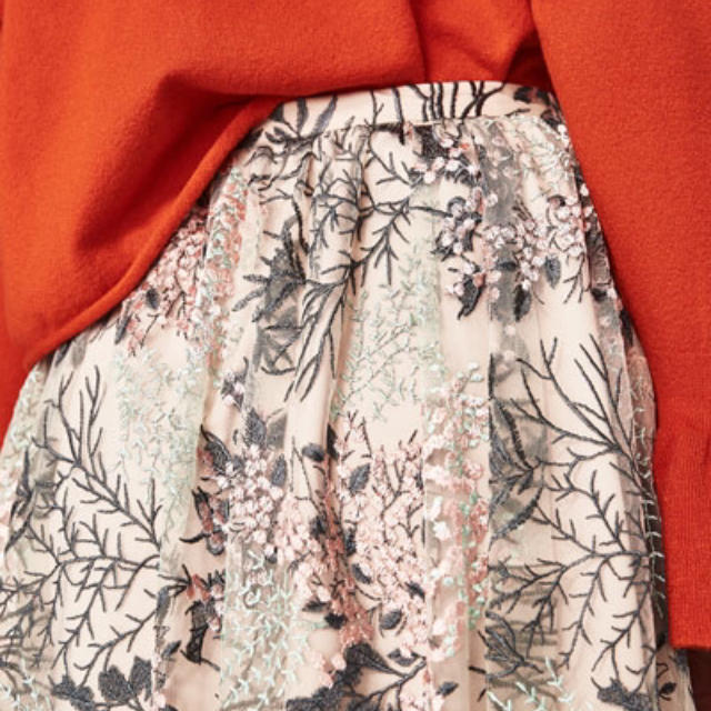 新品♡ZARA ザラ 花柄 フラワー 刺繍 チュール スカート 1