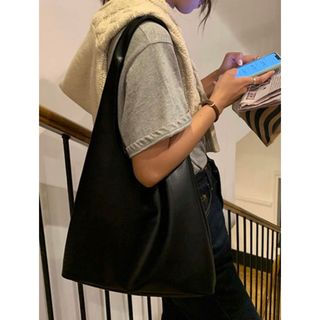 ブラックトートバッグ(トートバッグ)