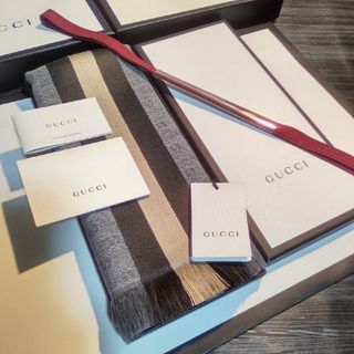 GUCCI - ❤極美品箱付き❤最高級ウール❤GUCCI ジャカード GUCCI - ❤極美品箱付き❤最高級ウール❤GUCCI ジャカード