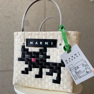 MARNI(かごバッグ/ストローバッグ ・ ホワイト/白色系)の MARNI(かごバッグ/ストローバッグ ・ ホワイト/白色系)の