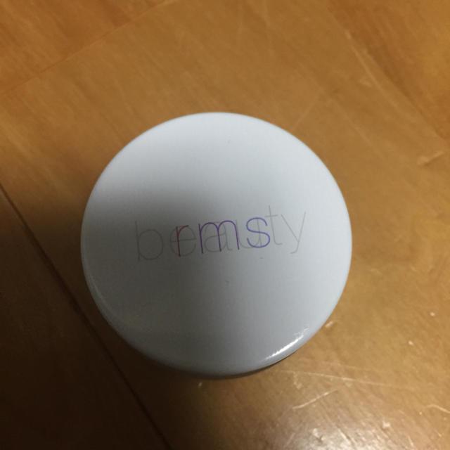 Cosme Kitchen(コスメキッチン)の★未使用★rms beauty ルミナイザー  コスメ/美容のベースメイク/化粧品(フェイスカラー)の商品写真