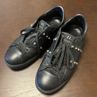 VALENTINO(スニーカー)のフリマアイテム一覧 VALENTINO(スニーカー)のフリマアイテム一覧