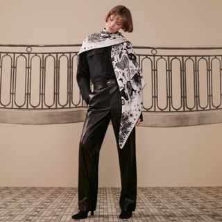 HERMES - 新品☆エルメス2024 カシシル140 船乗りのタトゥー HERMES - 新品☆エルメス2024 カシシル140 船乗りのタトゥー
