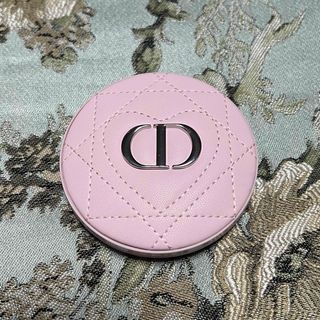 Dior(ミラー ・ ピンク/桃色系)のフリマアイテム一覧 Dior(ミラー ・ ピンク/桃色系)のフリマアイテム一覧