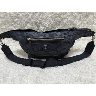 Vivienne Westwood(ボディバッグ/ウエストポーチ)のフリマ Vivienne Westwood(ボディバッグ/ウエストポーチ)のフリマ