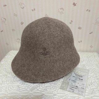 Vivienne Westwood(ハット)のフリマアイテム一覧 Vivienne Westwood(ハット)のフリマアイテム一覧