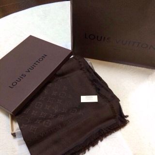 ルイヴィトン(LOUIS VUITTON)の東南ママ様 9日までお取り置き(マフラー/ショール)