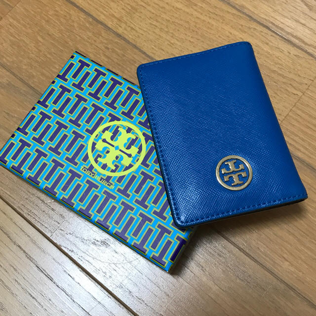 Tory Burch(トリーバーチ)のTORY BURCHトリーバーチ パスケース  レディースのファッション小物(名刺入れ/定期入れ)の商品写真