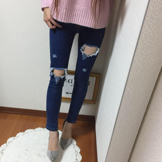 moussy(マウジー)のストレッチダメージジーンズ レディースのパンツ(デニム/ジーンズ)の商品写真