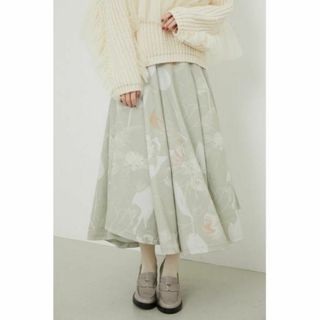 リエンダ(rienda)の【新品タグ付き】rienda アートフラワーフレアスカート(ロングスカート)