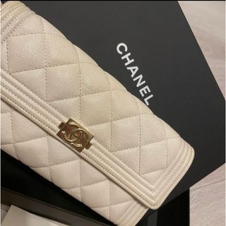 CHANEL(財布 ・ ホワイト/白色系)のフリマアイテム一覧 CHANEL(財布 ・ ホワイト/白色系)のフリマアイテム一覧